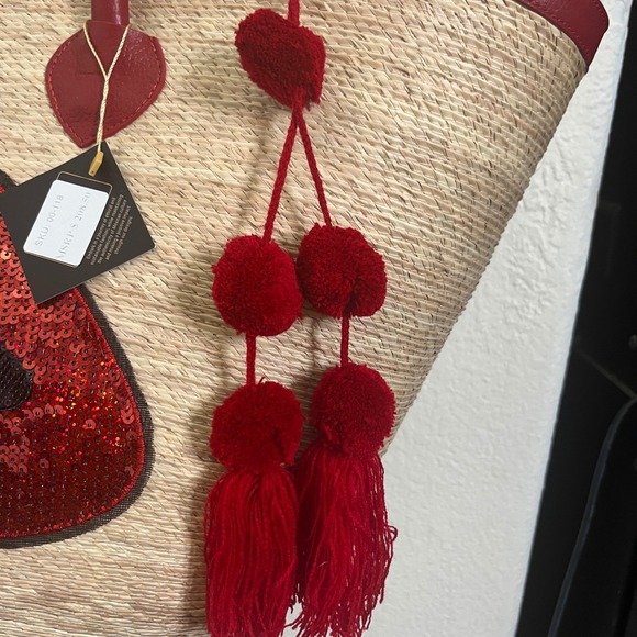 $208 By Del Rio Straw Tote Bag Women Red NEW Sequined Lips Tassel Pom Pom Large - Picture 11 of 16